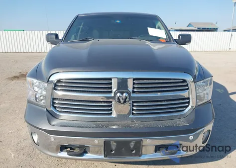 2015 Ram 1500 Lone Star z USA, uszkodzony, nr VIN 1C6RR7LG8FS595909